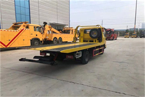 北林非事故拖车